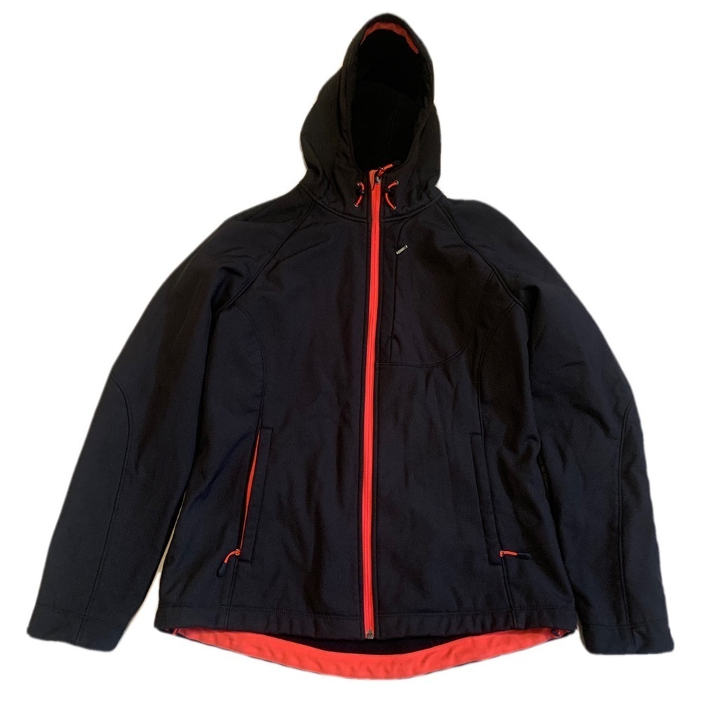 Kirkland Signature Softshell Jacket - Size Large